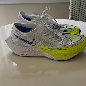 Nike women’s Zoom X